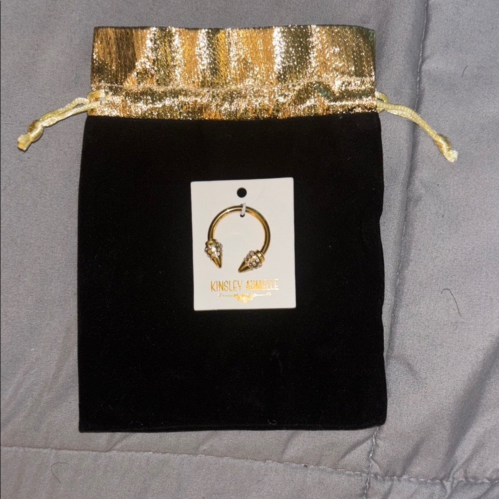Kinsley Armelle Gold Ring